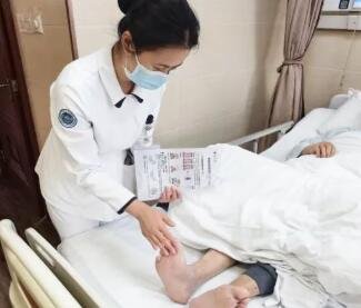 <a href='http://www.xzrcyy.com/' target='_blank'><u>徐州仁慈医院</u></a>