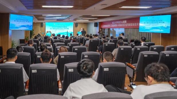 <a href='http://www.xzrcyy.com/' target='_blank'><u>徐州仁慈医院</u></a>